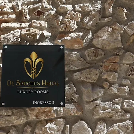 De Spuches House *